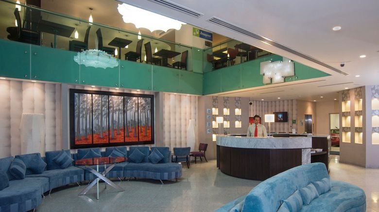 <b>Holiday Inn Express Queretaro Lobby</b>. Images powered by <a href="https://www.leonardoworldwide.com/" title="Leonardo Worldwide" target="_blank">Leonardo</a>.