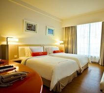 HARRIS Hotel and Conventions Malang Room