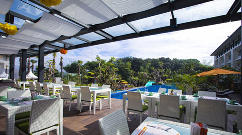 <b>HARRIS Hotel and Conventions Malang Restaurant</b>. Images powered by <a href="https://www.leonardoworldwide.com/" title="Leonardo Worldwide" target="_blank">Leonardo</a>.