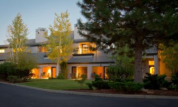 Pine Ridge Inn