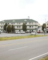 Commodore Perry Inn & Business Center