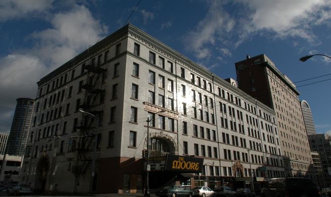 Moore Hotel Exterior