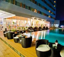 Harris Hotel Batam Center Pool