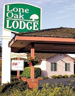 Lone Oak Lodge