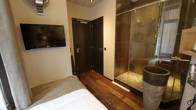 <b>Saint Gery Boutique Hotel Room</b>. Images powered by <a href="https://www.leonardoworldwide.com/" title="Leonardo Worldwide" target="_blank">Leonardo</a>.