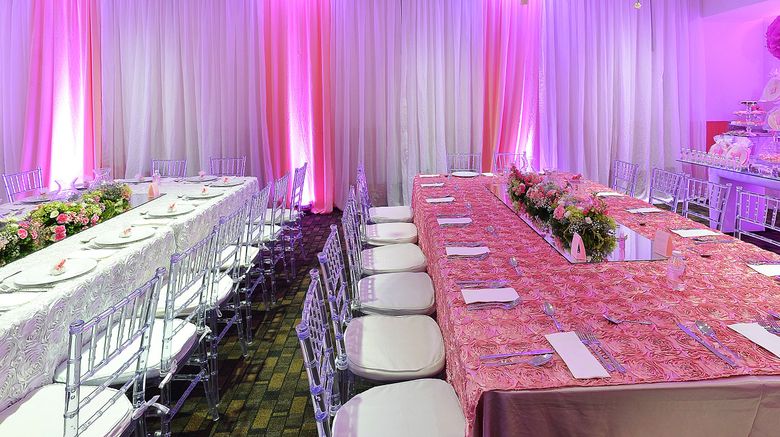<b>Fiesta Inn Chetumal Meeting</b>. Images powered by <a href="https://www.leonardoworldwide.com/" title="Leonardo Worldwide" target="_blank">Leonardo</a>.