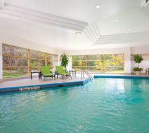 Holiday Inn Laval-Montreal Exterior