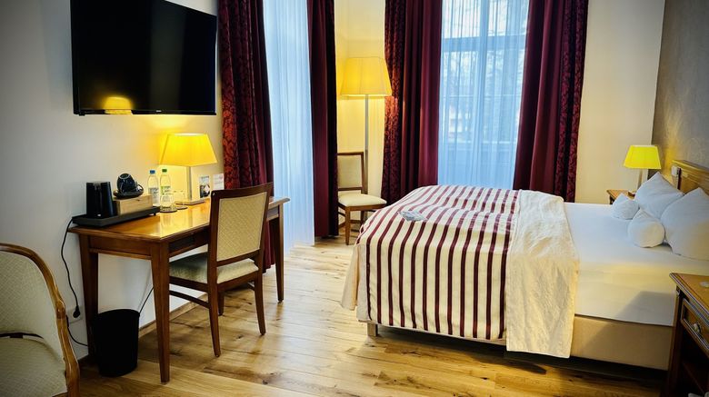 <b>Hotel Schloss Burgellern Room</b>. Images powered by <a href="https://www.leonardoworldwide.com/" title="Leonardo Worldwide" target="_blank">Leonardo</a>.
