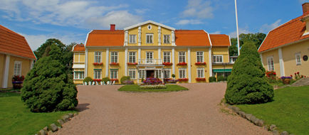 Ronnums Manor Exterior