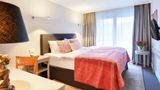 Admiral Hotel Room