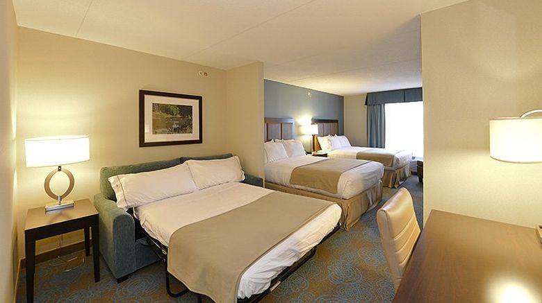 <b>Holiday Inn Express & Stes Waterloo Room</b>. Images powered by <a href="https://www.leonardoworldwide.com/" title="Leonardo Worldwide" target="_blank">Leonardo</a>.