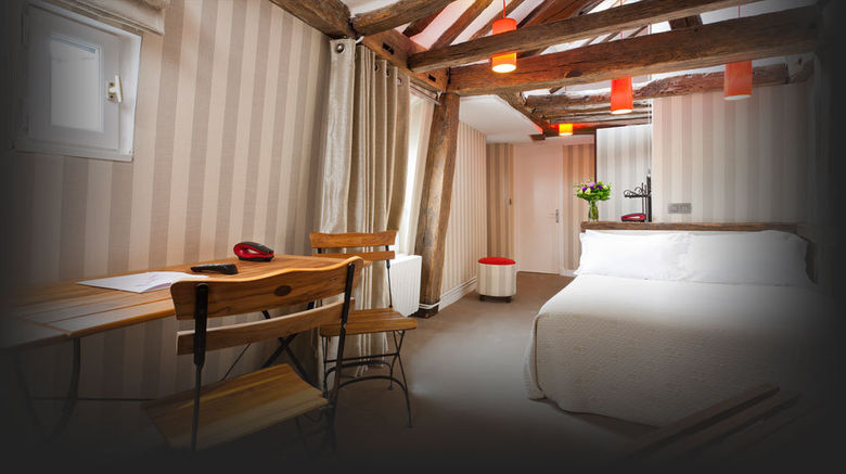 <b>Odeon Hotel Room</b>. Images powered by <a href="https://www.leonardoworldwide.com/" title="Leonardo Worldwide" target="_blank">Leonardo</a>.