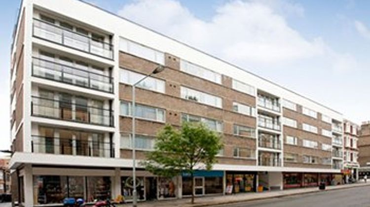 Saco Holborn Exterior