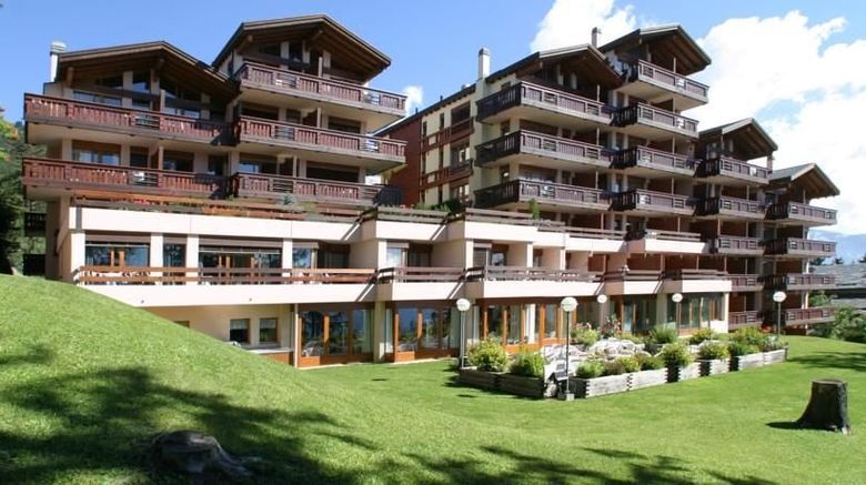 <b>Aparthotel helvetia Intergolf Exterior</b>. Images powered by <a href="https://www.leonardoworldwide.com/" title="Leonardo Worldwide" target="_blank">Leonardo</a>.