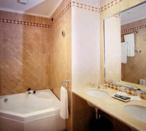 Valle Hotel Room