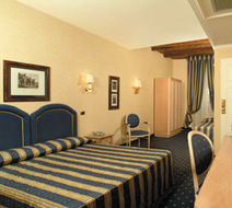 Valle Hotel Room