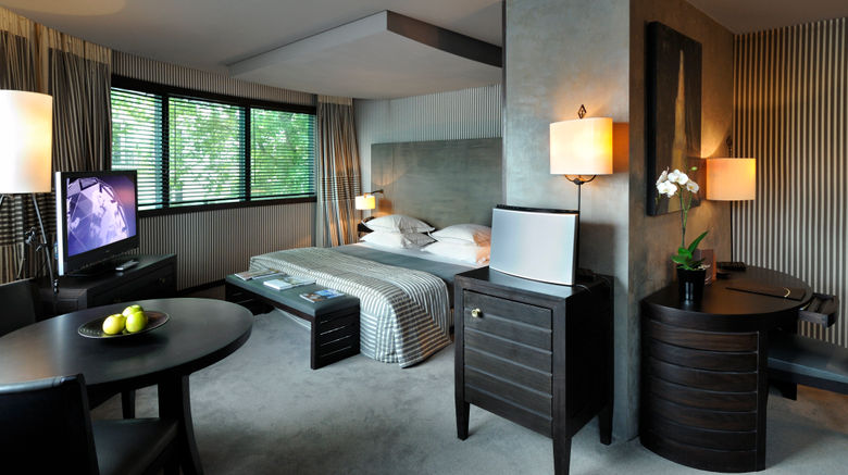 <b>Hotel Square Suite</b>. Images powered by <a href="https://www.leonardoworldwide.com/" title="Leonardo Worldwide" target="_blank">Leonardo</a>.