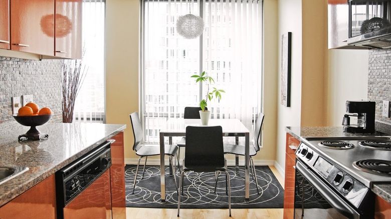<b>Vancouver Extended Stay Room</b>. Images powered by <a href="https://www.leonardoworldwide.com/" title="Leonardo Worldwide" target="_blank">Leonardo</a>.