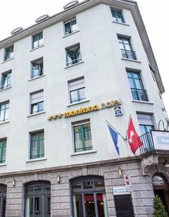 Hotel Montana