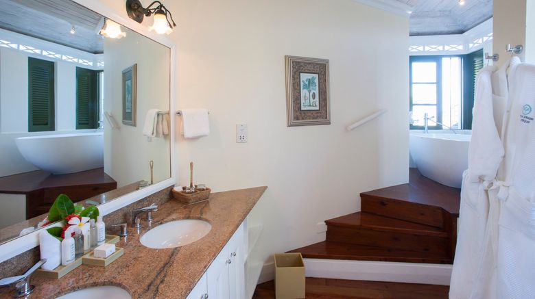<b>Cotton House Resort Room</b>. Images powered by <a href="https://www.leonardoworldwide.com/" title="Leonardo Worldwide" target="_blank">Leonardo</a>.