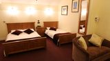 The Cedars Hotel & Restaurant Room