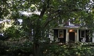 Buttermilk Falls Inn & Spa