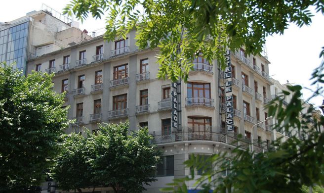Le Palace Art Hotel Exterior