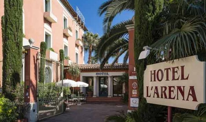 Hotel l'Arena Exterior