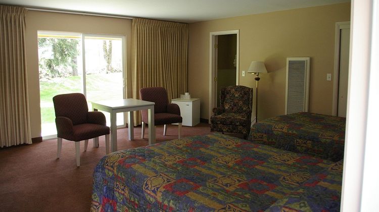 Monroe Motel Room