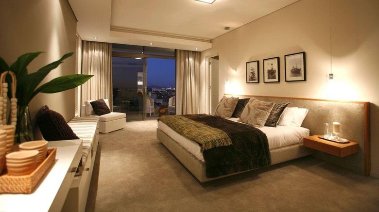 <b>The Residence at Crystal Towers Room</b>. Images powered by <a href="https://www.leonardoworldwide.com/" title="Leonardo Worldwide" target="_blank">Leonardo</a>.
