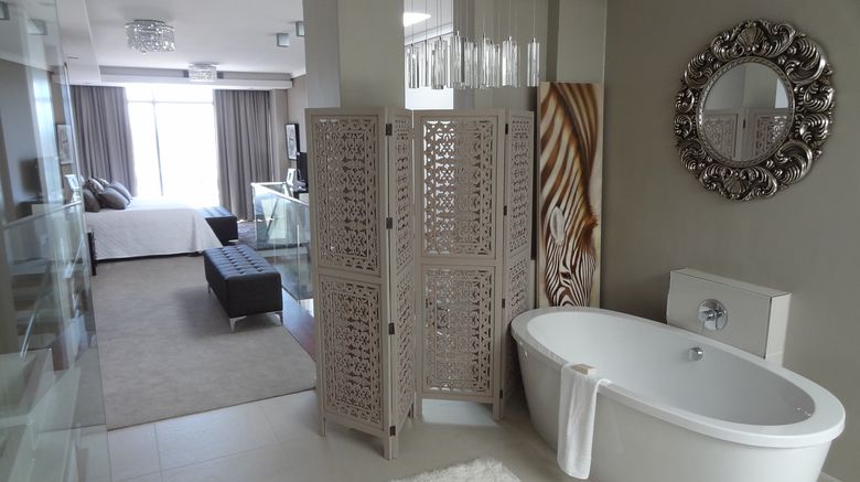 <b>The Residence at Crystal Towers Room</b>. Images powered by <a href="https://www.leonardoworldwide.com/" title="Leonardo Worldwide" target="_blank">Leonardo</a>.