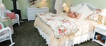 Chelsea Garden Inn Room