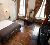Hotel Bayard Room