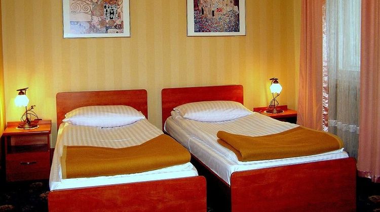 Royal Hotel Room