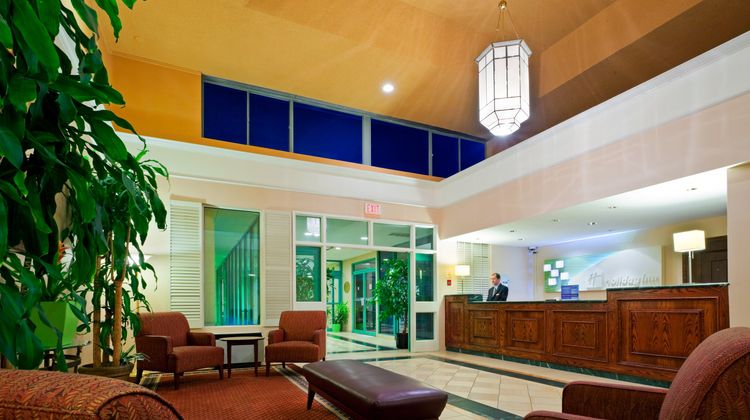Holiday Inn Mississauga Toronto West Lobby