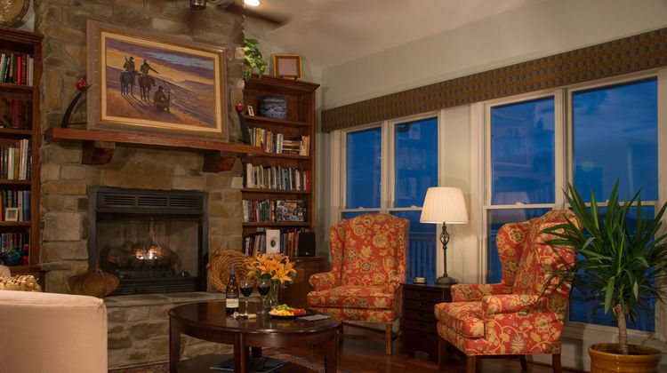 Inn at Riverbend Lobby