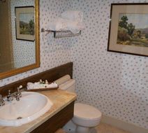 Winnemucca Inn Room