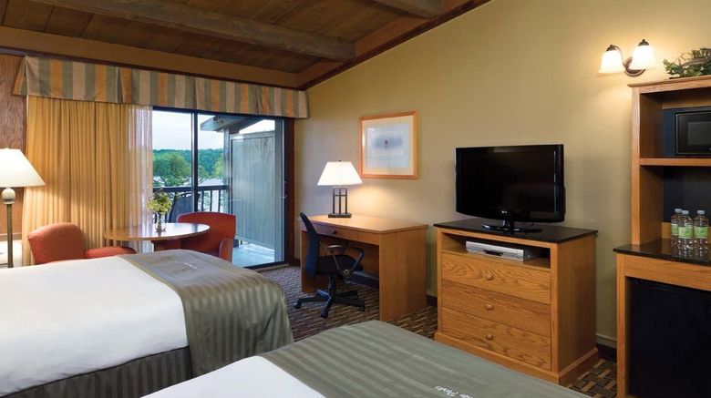 <b>Hueston Woods Lodge & Conference Center Room</b>. Images powered by <a href="https://www.leonardoworldwide.com/" title="Leonardo Worldwide" target="_blank">Leonardo</a>.
