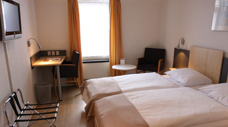 City Hotel Nattergalen Room
