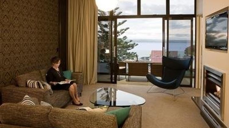 Navigate Seaside Accommodation Room