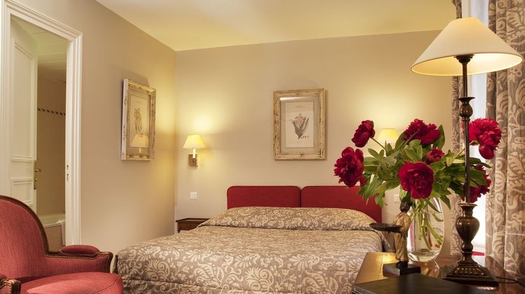 Hotel Le Relais Saint-Honore Room