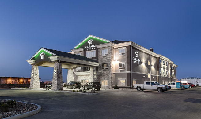 Canalta Hotel Assiniboia Exterior