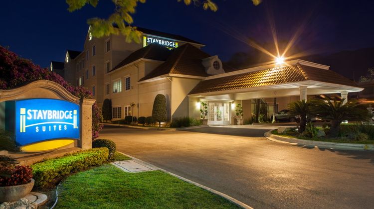 Staybridge Suites Monterrey-San Pedro Exterior