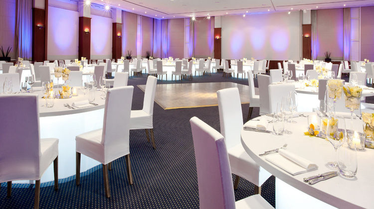 Crowne Plaza Berlin City Centre Ballroom