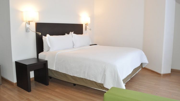 Fiesta Inn Naucalpan Room