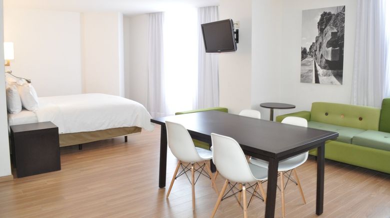 <b>Fiesta Inn Naucalpan Suite</b>. Images powered by <a href="https://www.leonardoworldwide.com/" title="Leonardo Worldwide" target="_blank">Leonardo</a>.