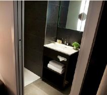 Hotel Caron Room