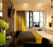 Hotel Caron Room