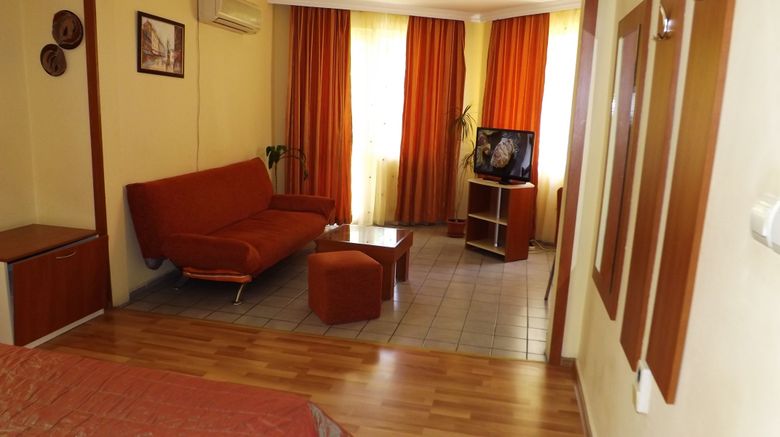 <b>Palitra Family Hotel Room</b>. Images powered by <a href="https://www.leonardoworldwide.com/" title="Leonardo Worldwide" target="_blank">Leonardo</a>.