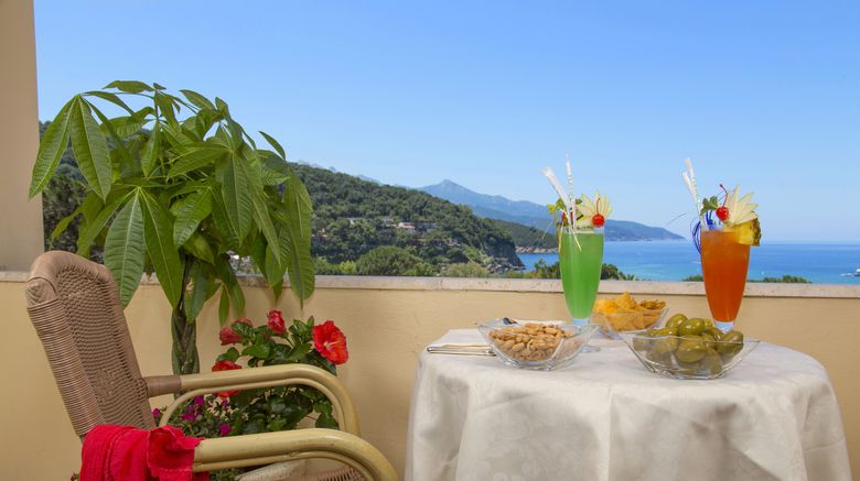 <b>Biodola Hotel Room</b>. Images powered by <a href="https://www.leonardoworldwide.com/" title="Leonardo Worldwide" target="_blank">Leonardo</a>.